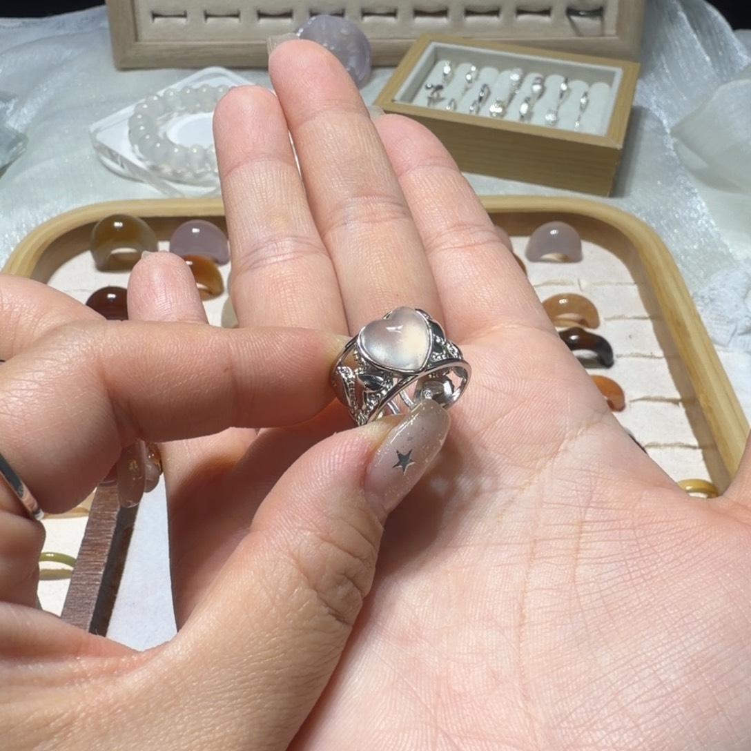 u***）玛瑙/玉髓未镶嵌戒指