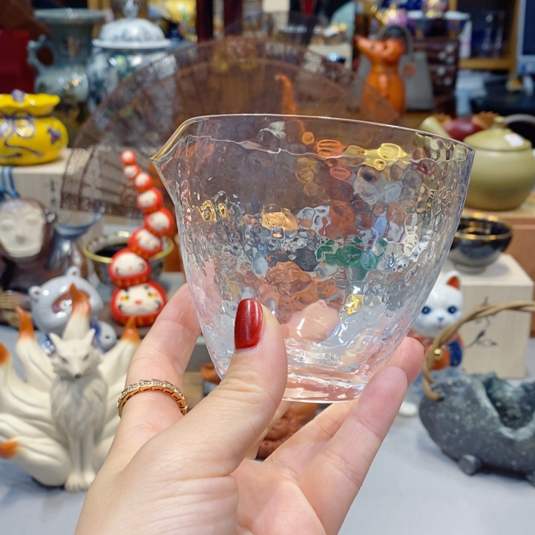 东***哥如图所示 观兰器物