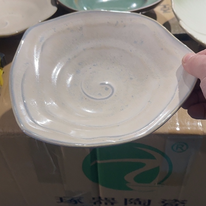 瓷片螺纹贝壳一个，包邮