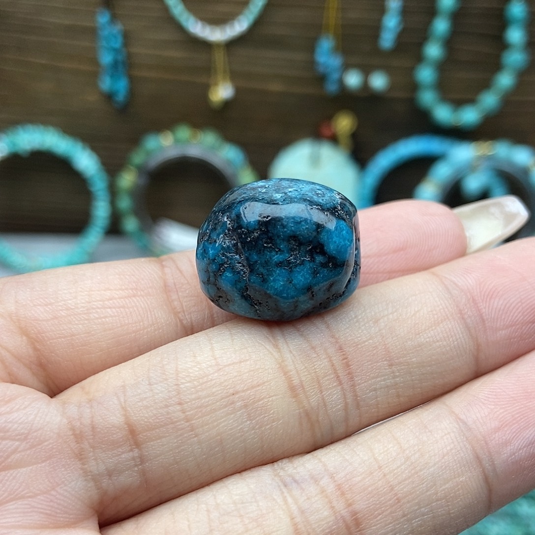 s***7绿松石未镶嵌乌兰花