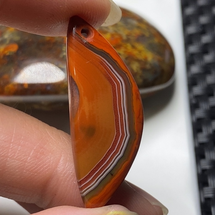 玛瑙/玉髓颈饰未镶嵌