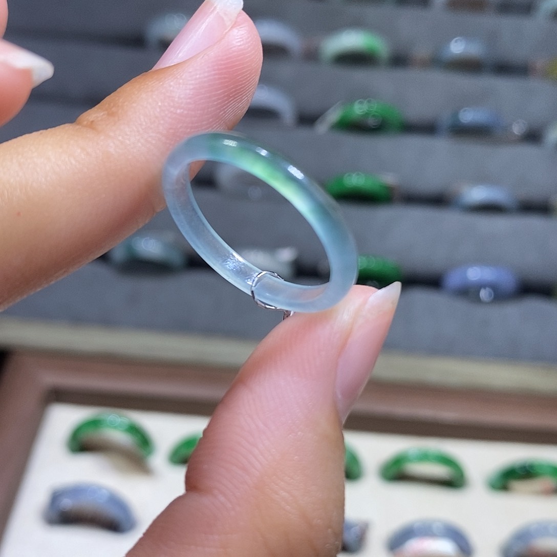 翡翠戒指未镶嵌圈口16.15