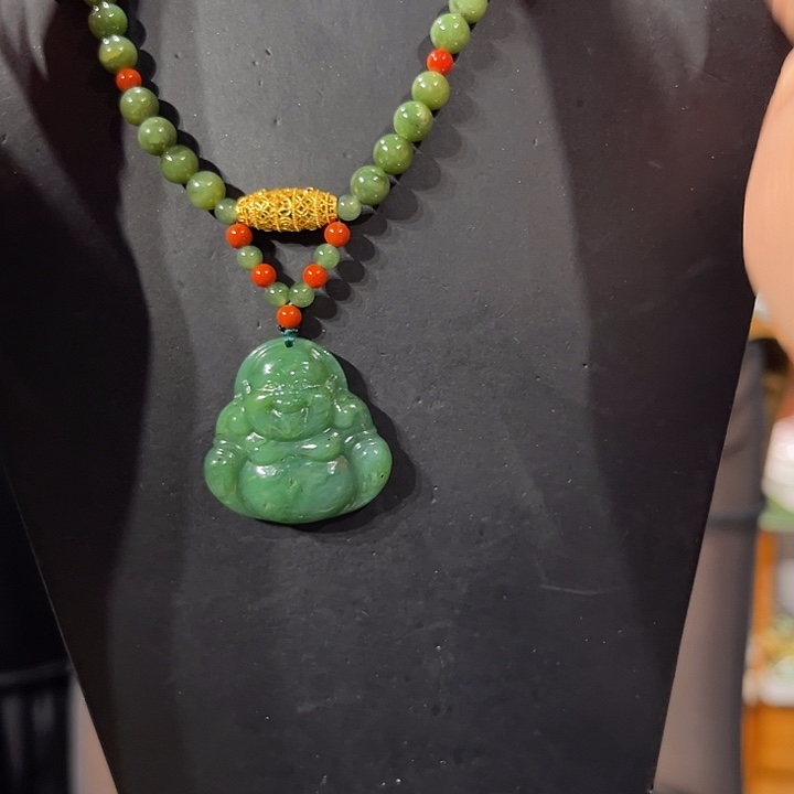 颈饰未镶嵌和田玉