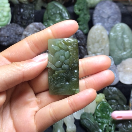 和田玉（碧玉）未镶嵌挂件