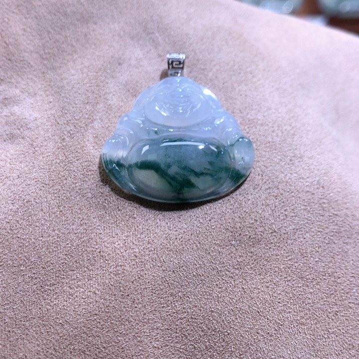 翡翠颈饰18K金镶嵌缅甸翡翠