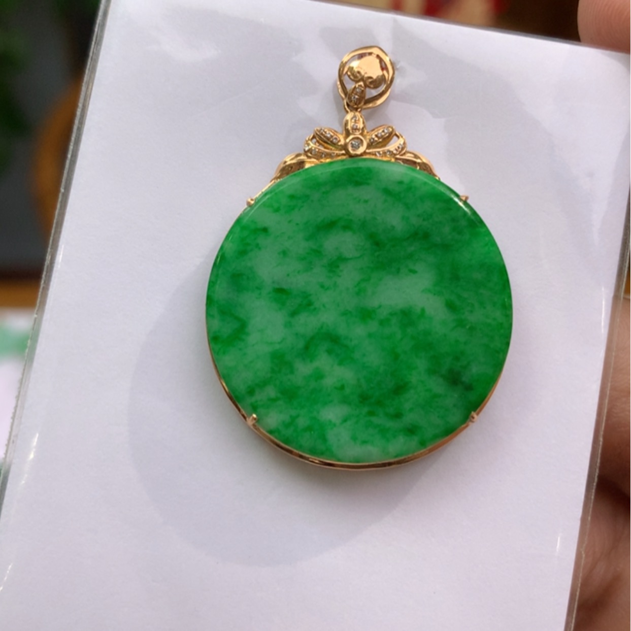 【闪购商品】翡翠颈饰18K金镶嵌翡翠