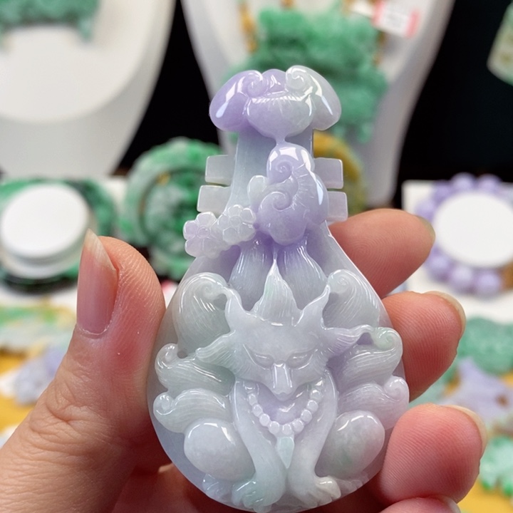 翡翠颈饰未镶嵌翡翠吊坠