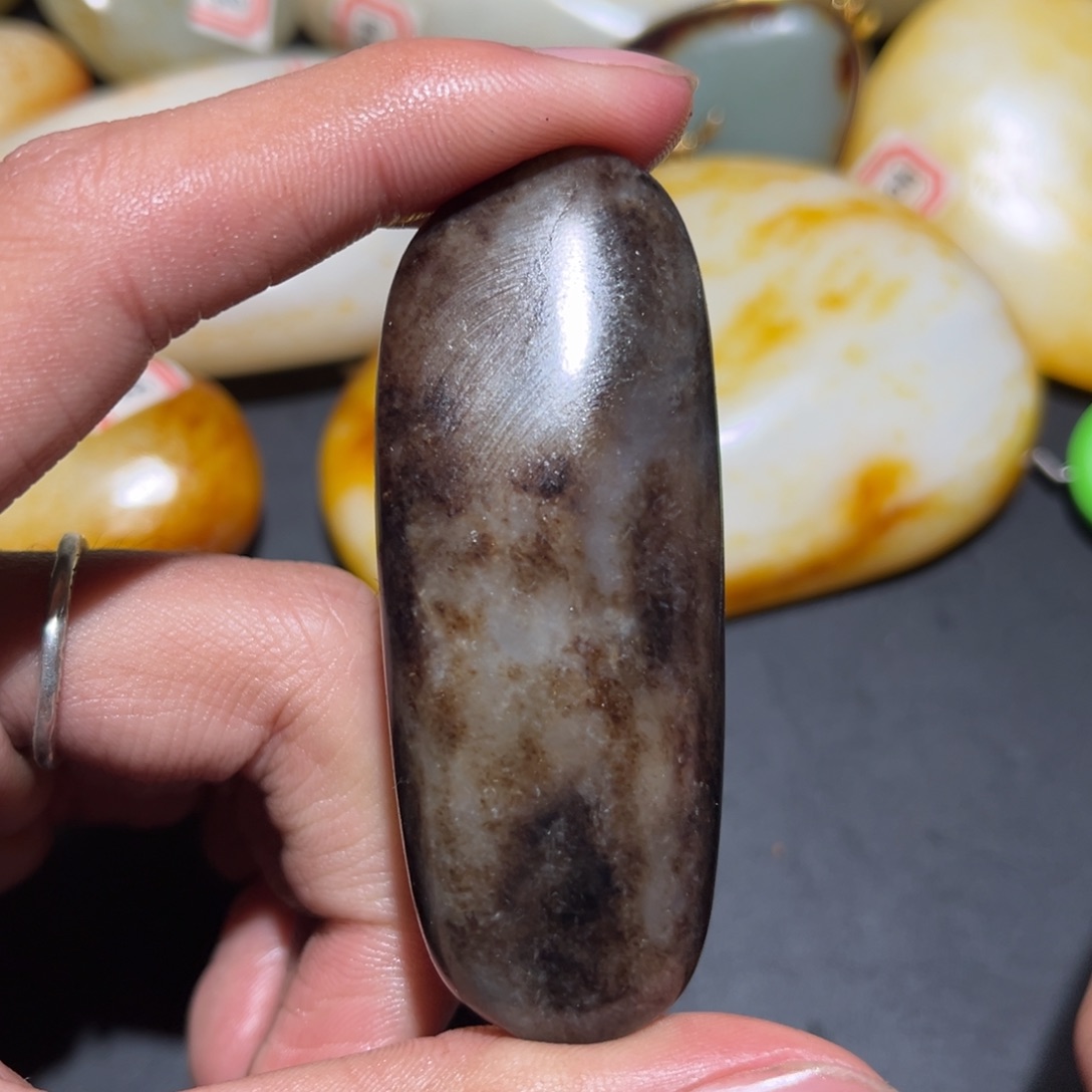 和田玉未镶嵌珠宝奇石