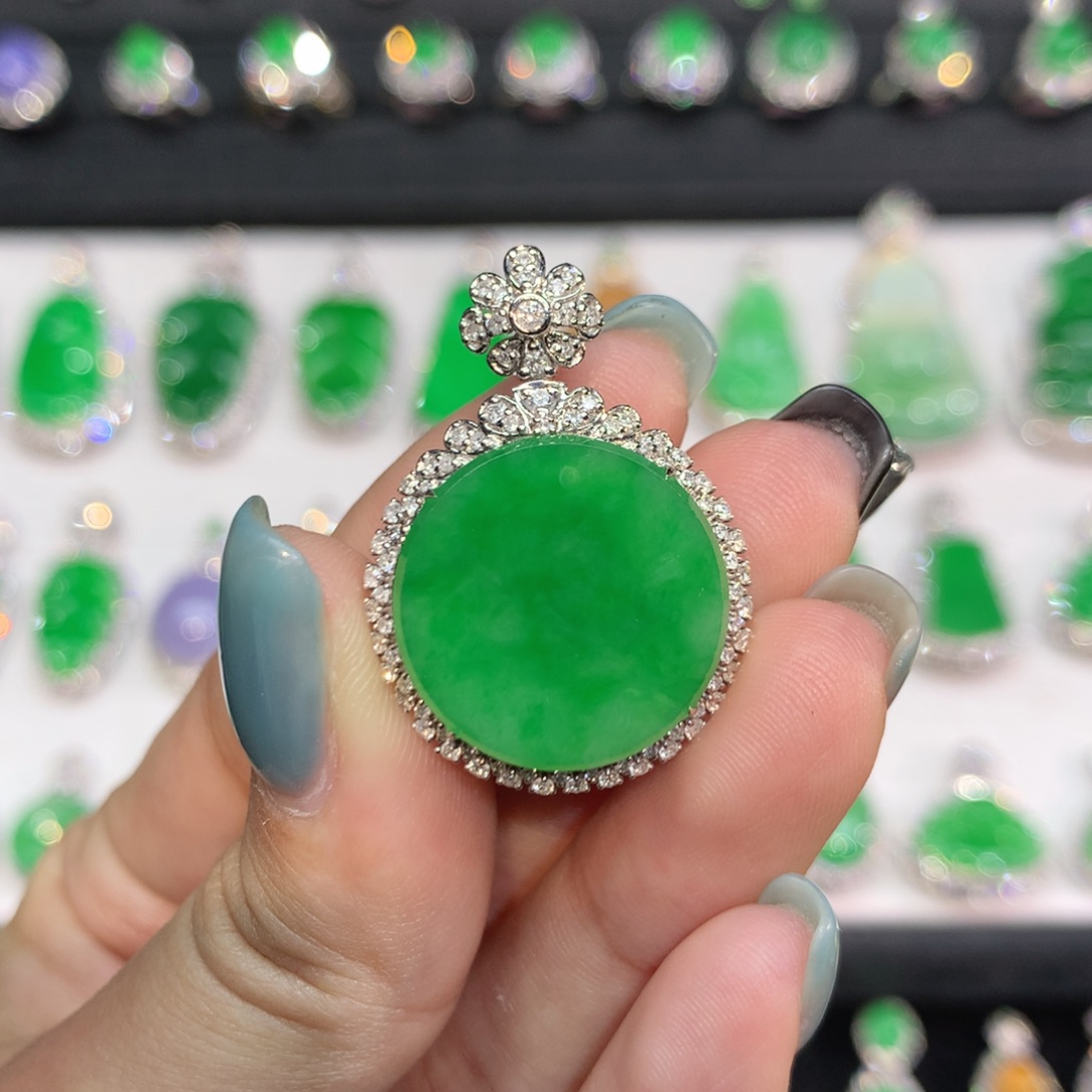 翡翠18K金镶嵌吊坠(不含链)