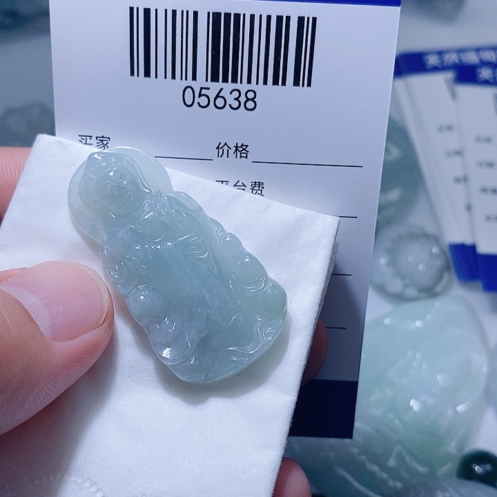 翡翠未镶嵌颈饰天光墟翡翠市场现金代购