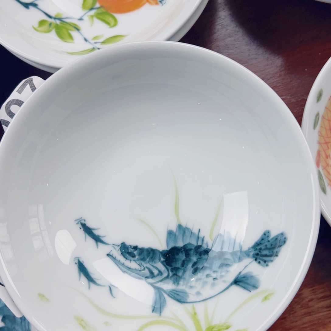 景德镇陶瓷手工手绘制作