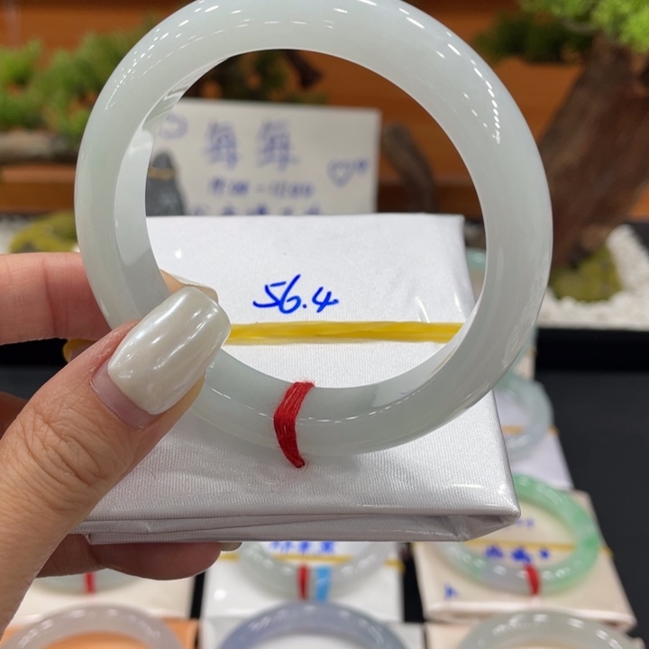 翡翠未镶嵌手镯缅甸翡翠