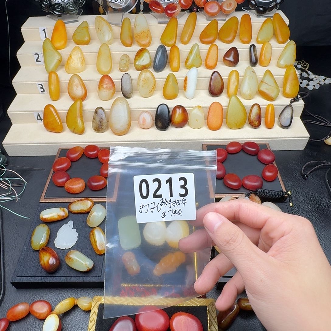 和田玉手串未镶嵌社*