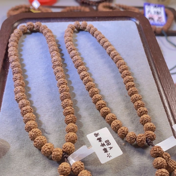 金刚菩提吊坠六瓣金蟾背拍一发二