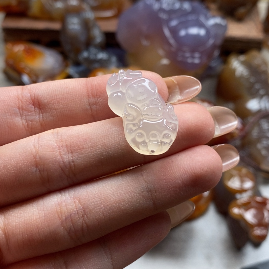 玛瑙/玉髓未镶嵌颈饰