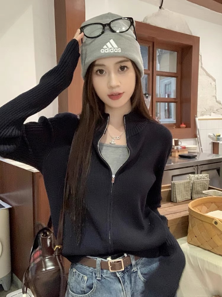 秋冬季开衫毛衣女拉链复古黑色百搭修身设计感外套上衣短款针织衫