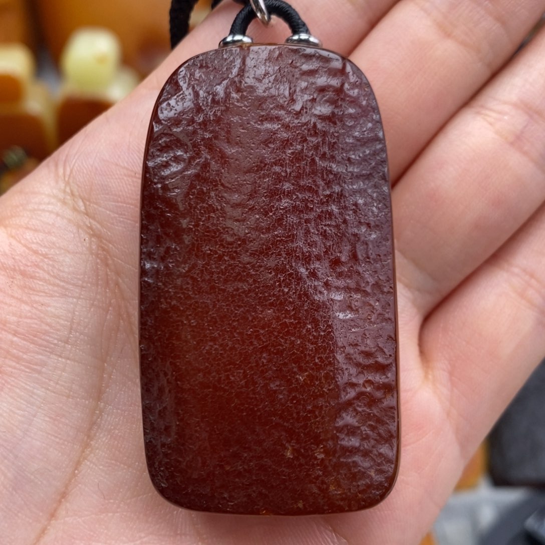 琥珀吊坠(赠链)未镶嵌