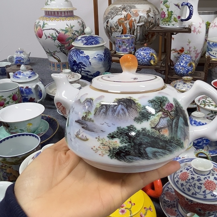 景德镇陶瓷博物有限公司副