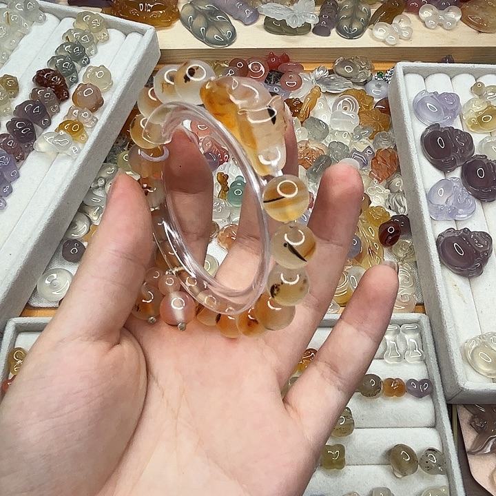 玛瑙/玉髓合金颈饰