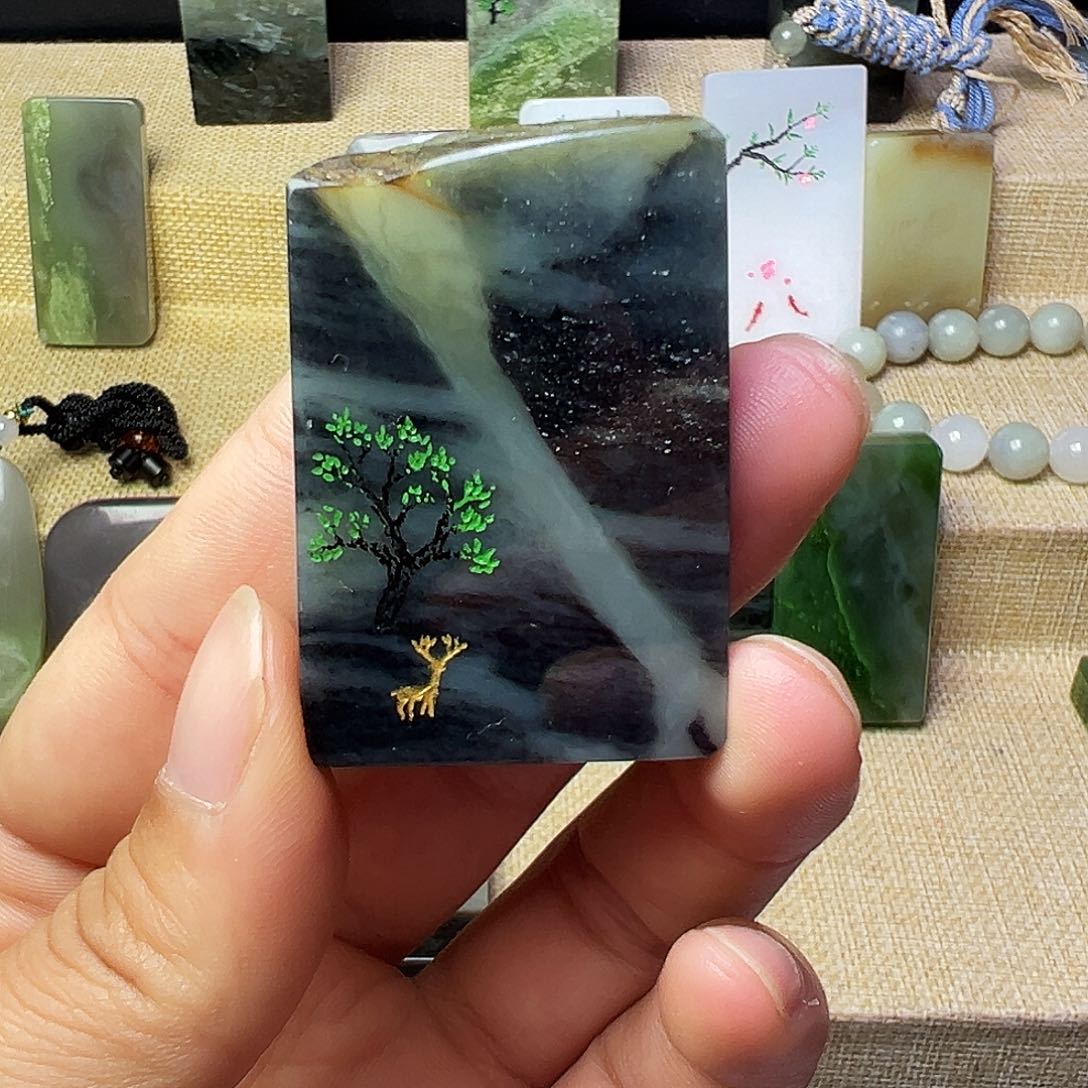 和田玉颈饰未镶嵌