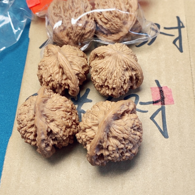 【闪购商品】文玩核桃吊坠唱**错67:67:67