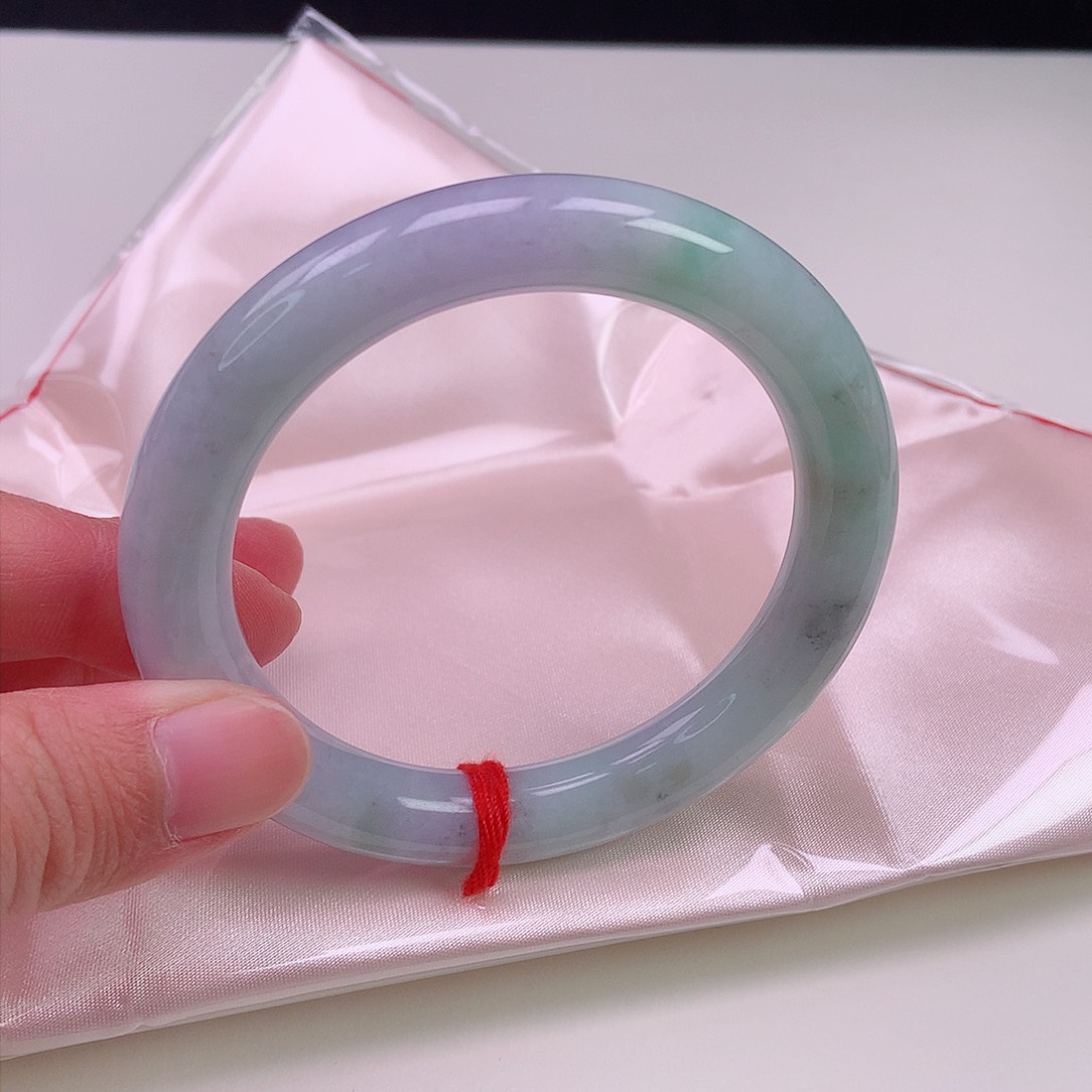 翡翠手镯未镶嵌59圆条