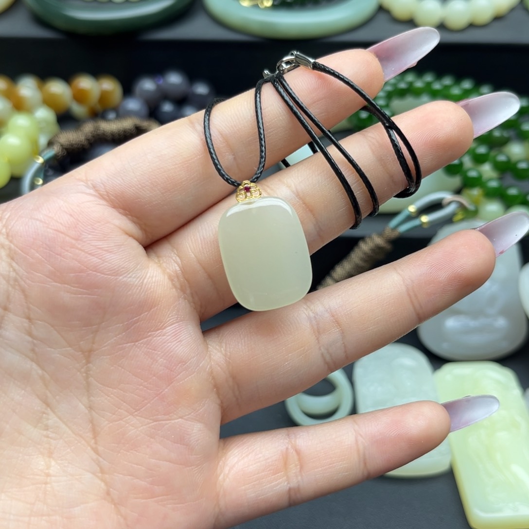 18K金镶嵌和田玉珠宝半成品