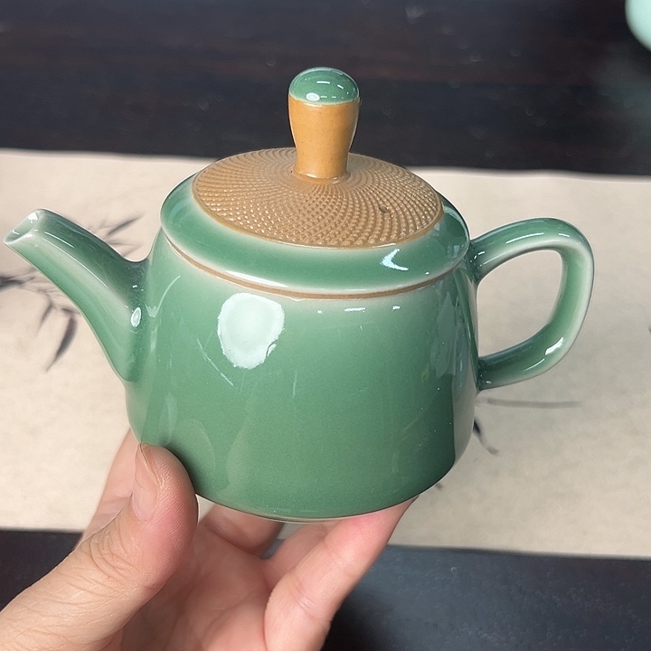 龙泉云间青瓷小米茶器