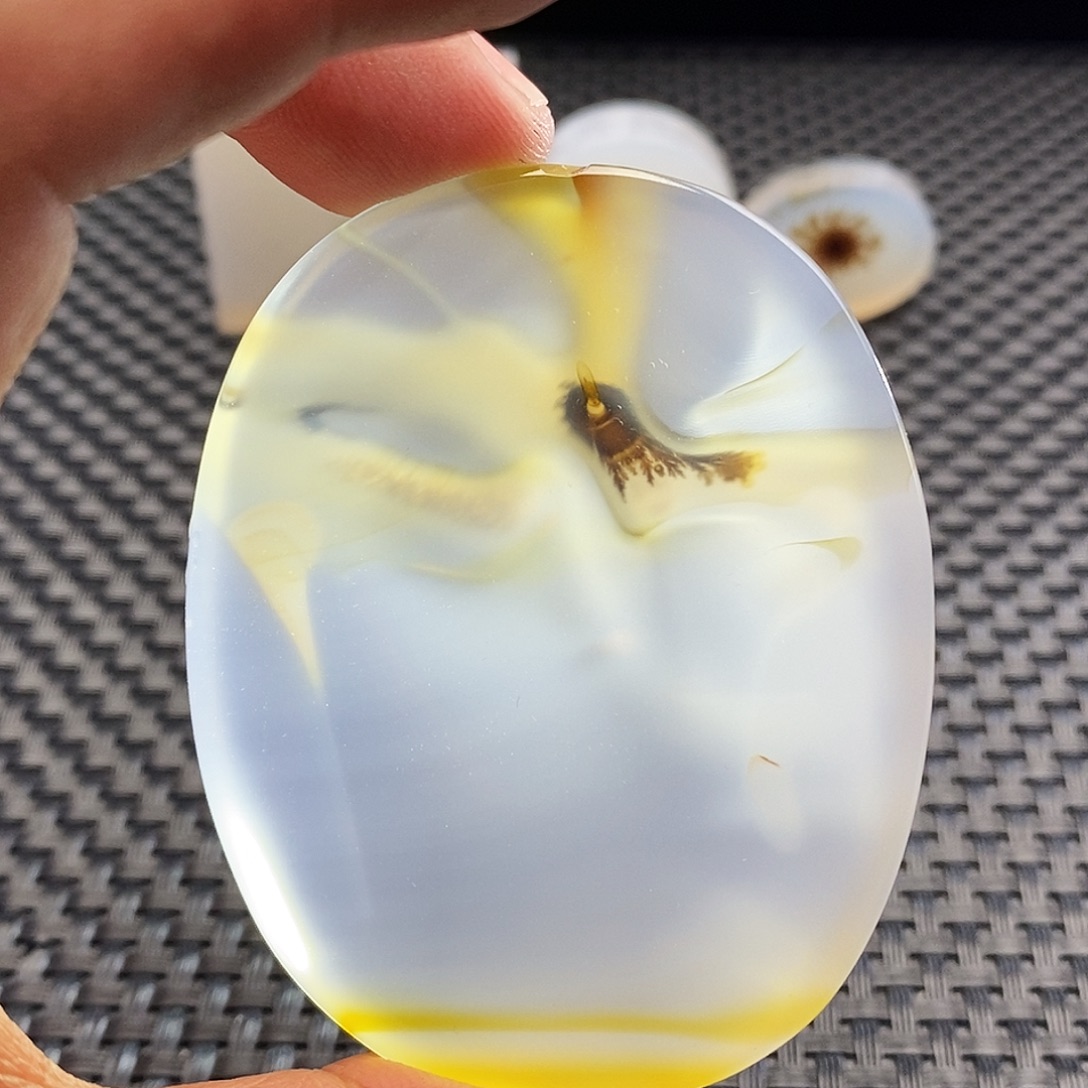 良***一玛瑙/玉髓未镶嵌吊坠(不含链)