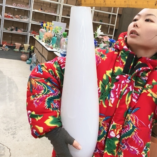 琉璃花瓶高55厘米口径5厘米