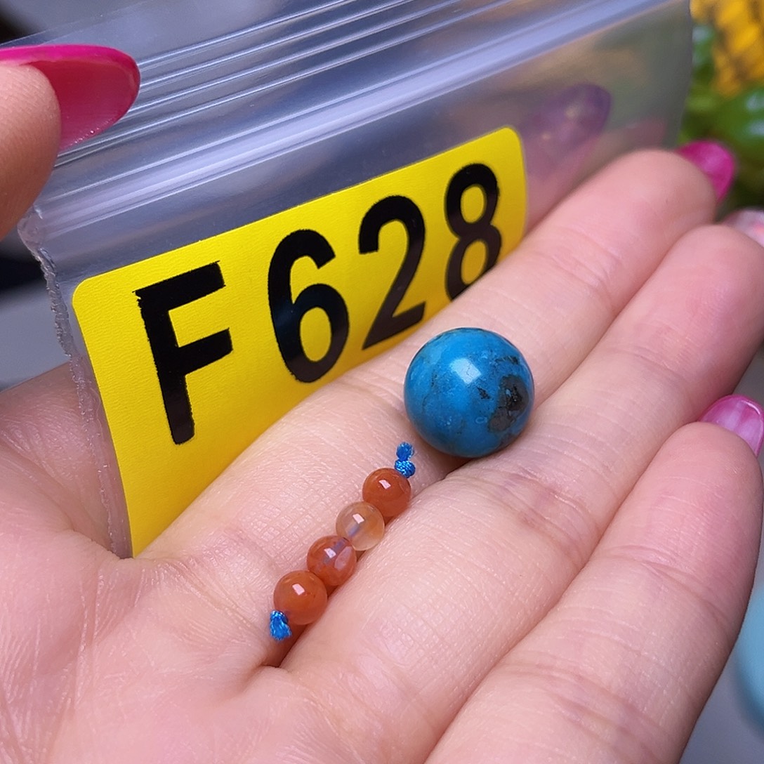 南红玛瑙未镶嵌珠宝奇石