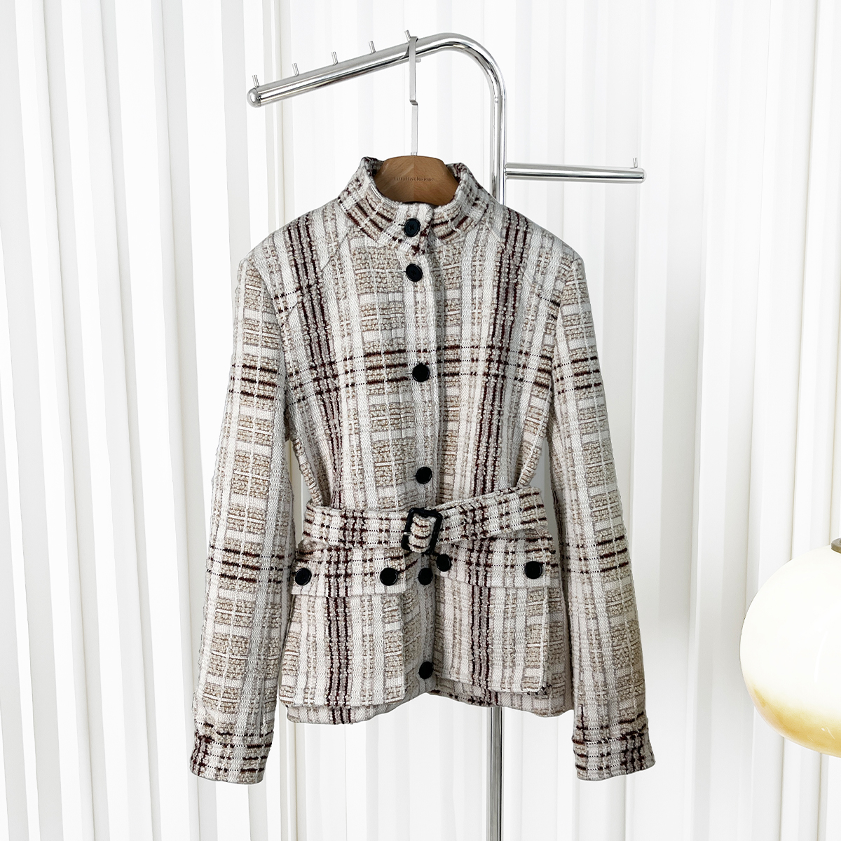 非市场货元系列面料|Loro~静奢高级立领腰带米咖调格纹外套354