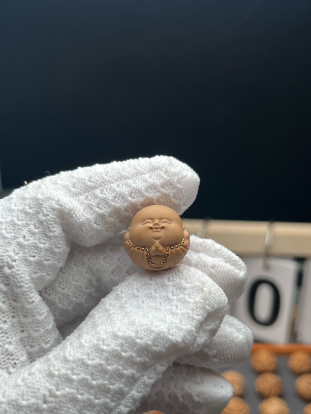 猴头核桃镶嵌单颗弥勒有正常封口线