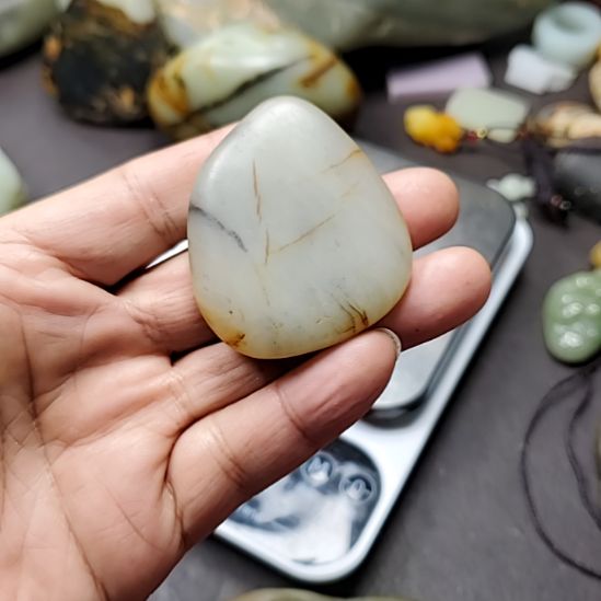 和田玉（糖玉）未镶嵌挂件