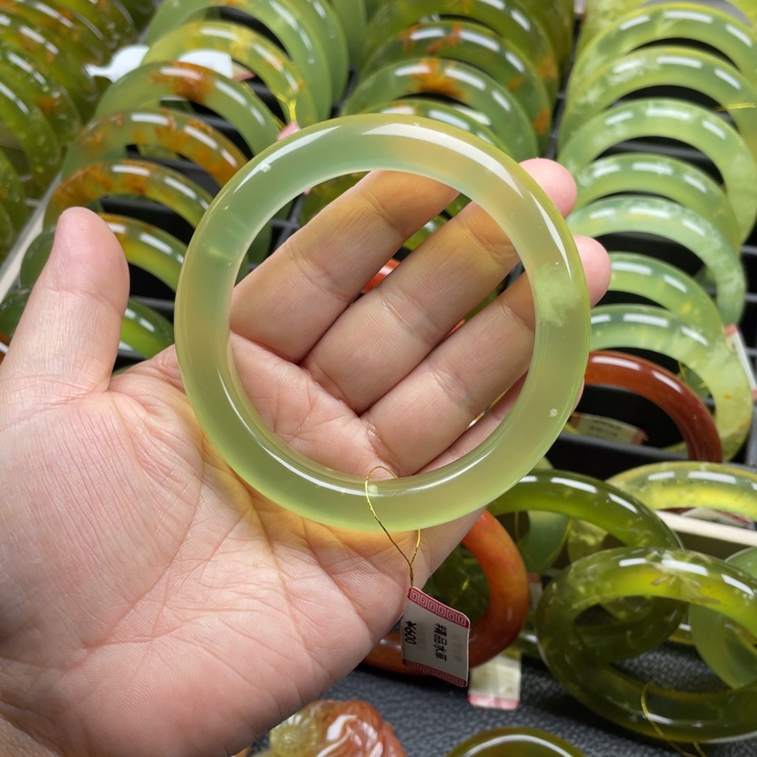 未镶嵌蛇纹石玉手镯62.6