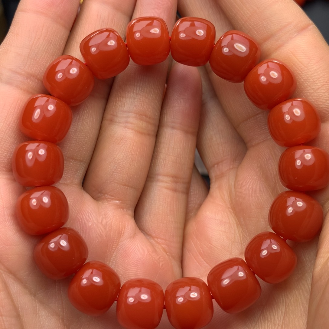 南红玛瑙手串未镶嵌