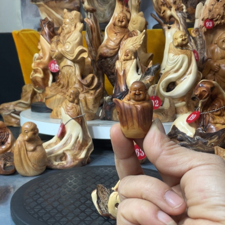 柏木（崖柏）崖柏  弥勒