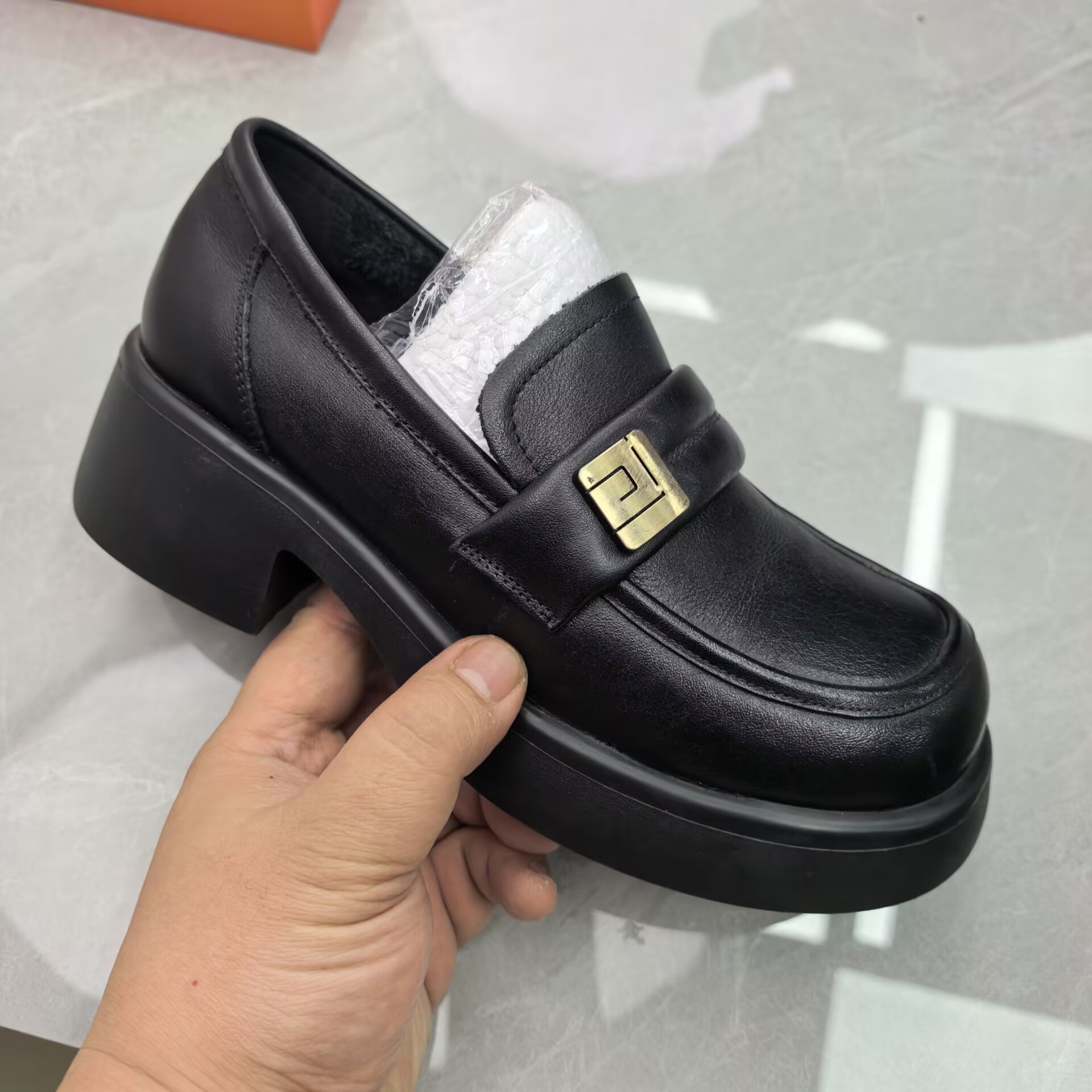 单鞋女4122-7732（牛皮）(孤品)b区35/40码