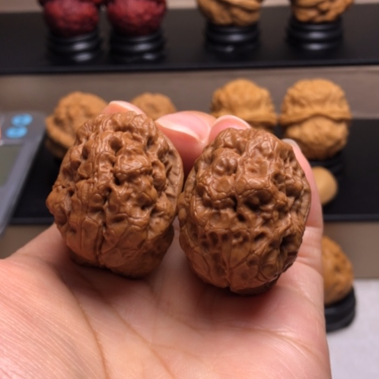 文玩核桃把件一**水金蟾十八包28