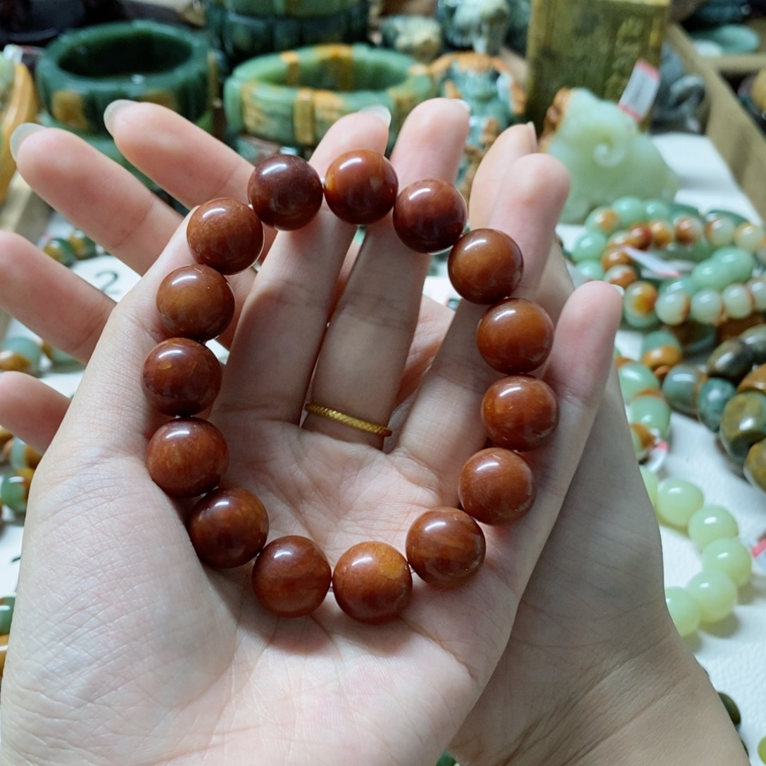 蛇纹石玉手串未镶嵌