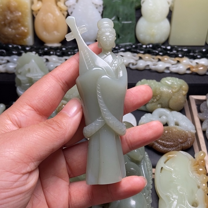 颈饰未镶嵌和田玉财*