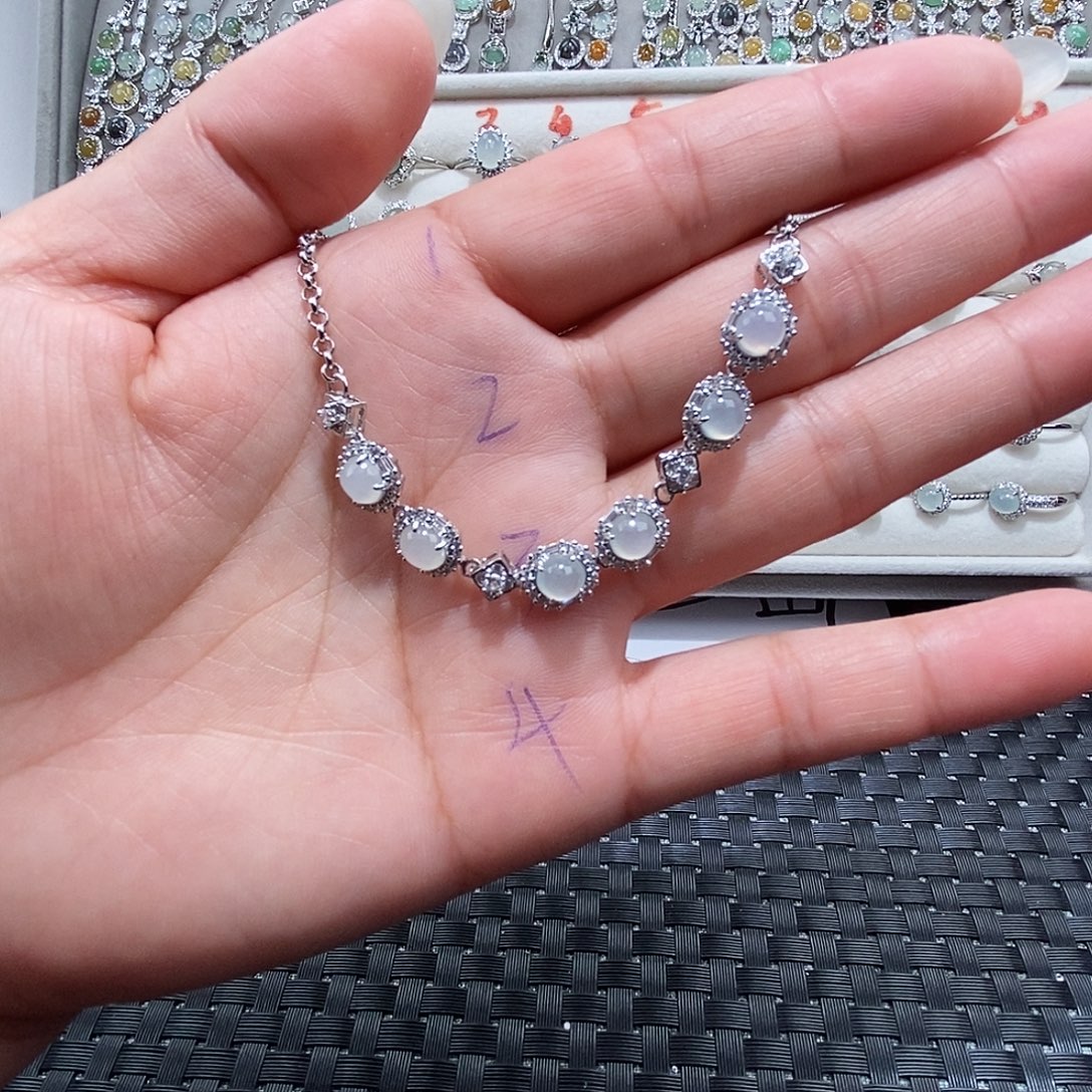 啦****翡翠未镶嵌戒指缅甸