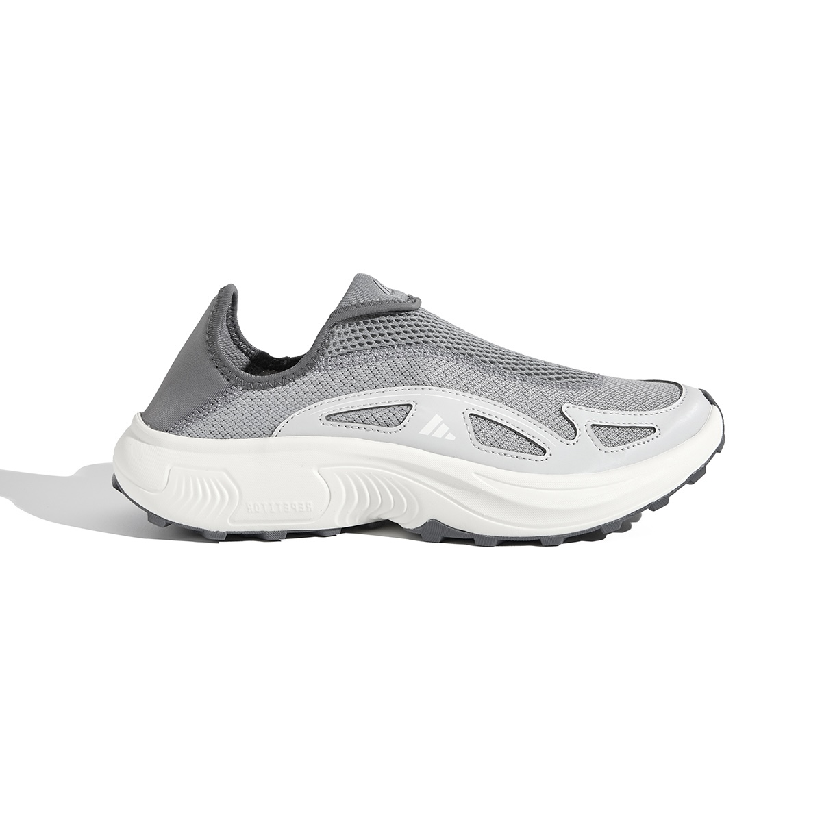 adidas/阿迪达斯男女款透气一脚蹬户外鞋网面运动跑步鞋JP6643