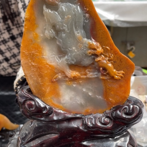 【闪购商品】石英质玉（黄龙玉）颈饰未镶嵌