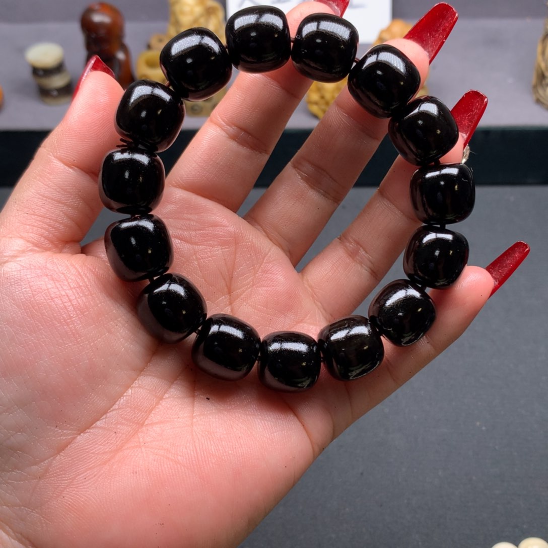 驼骨把件好看驴踢