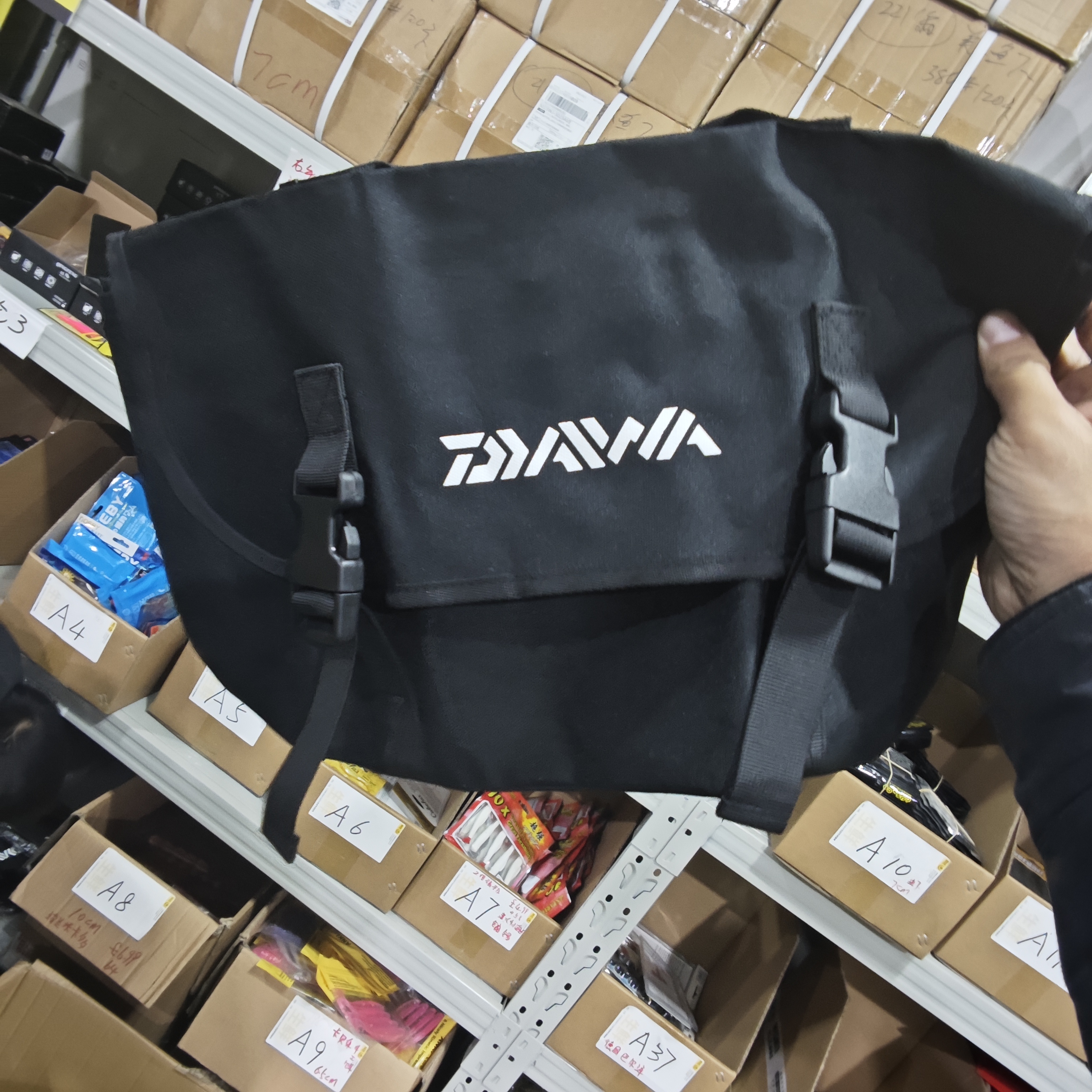 路亚渔具收纳包尾单