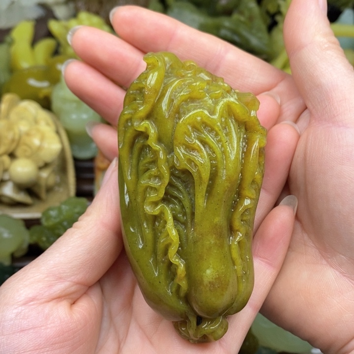 蛇纹石玉手把未镶嵌