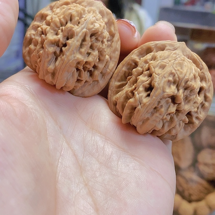 【闪购商品】文玩核桃把件40.5四座楼