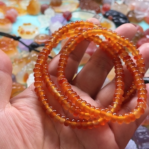 未镶嵌颈饰玛瑙/玉髓阿*