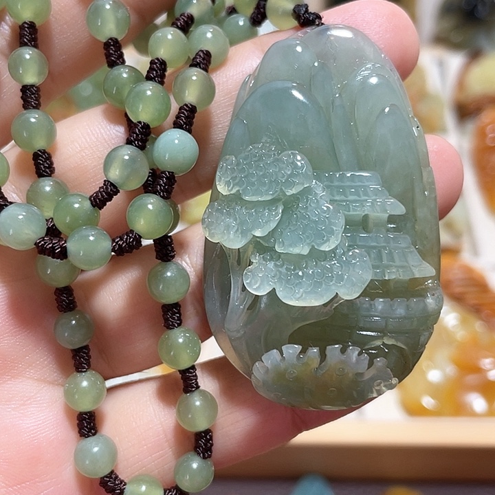 岫玉吊坠(赠链)未镶嵌